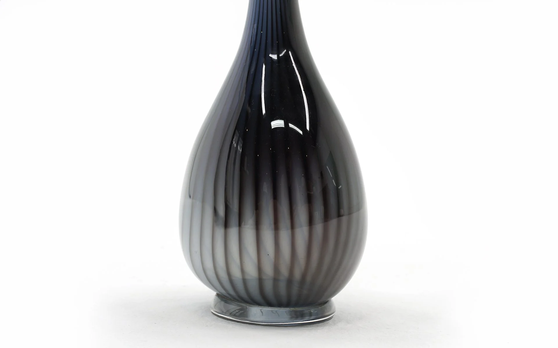 Kosta 46680 VICKE LINDSTRAND Sweden 花瓶｜Vicke Lindstrand for